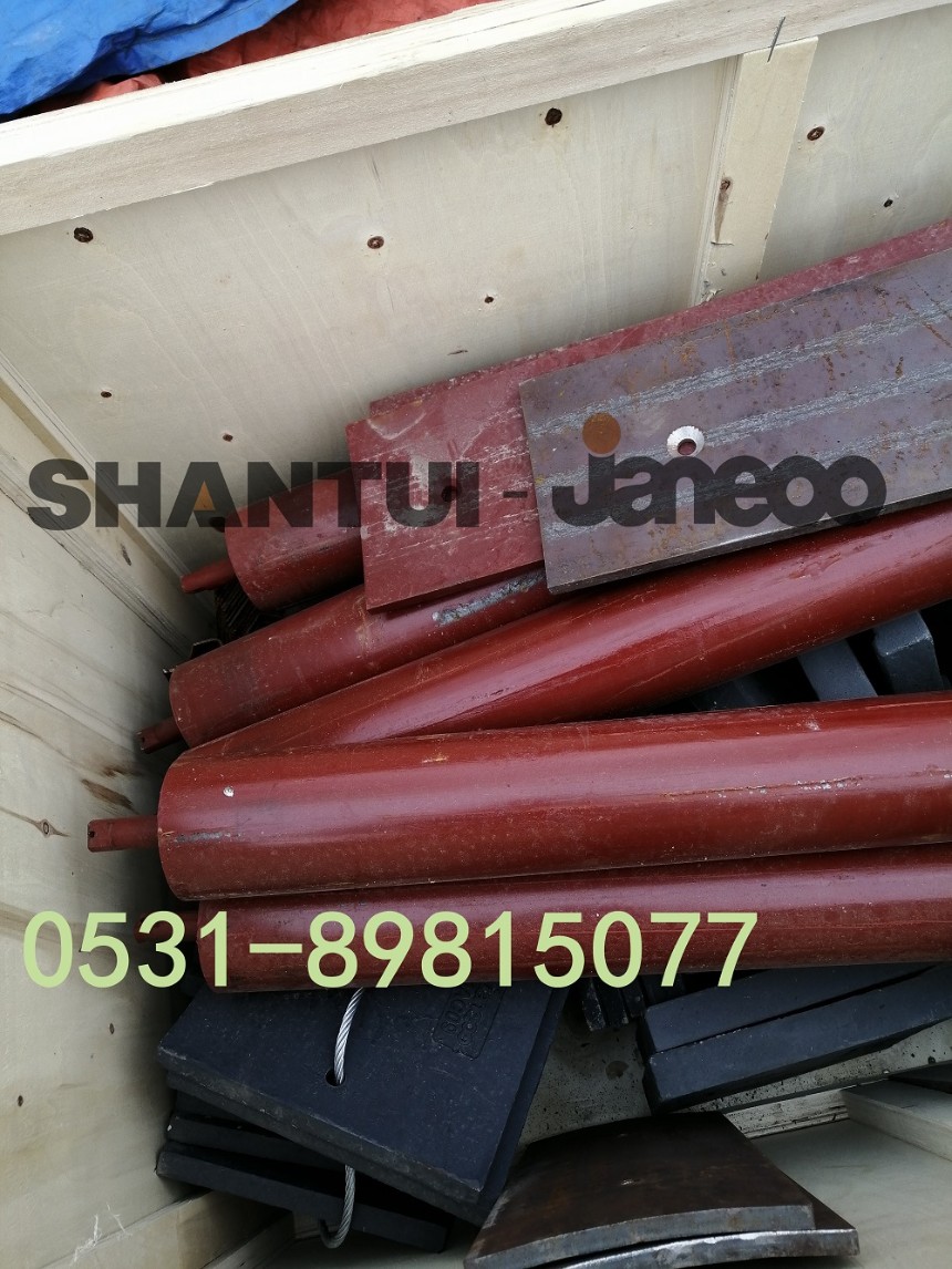 山推建友搅拌站原厂皮带机托辊大全平托辊槽托辊原装配件