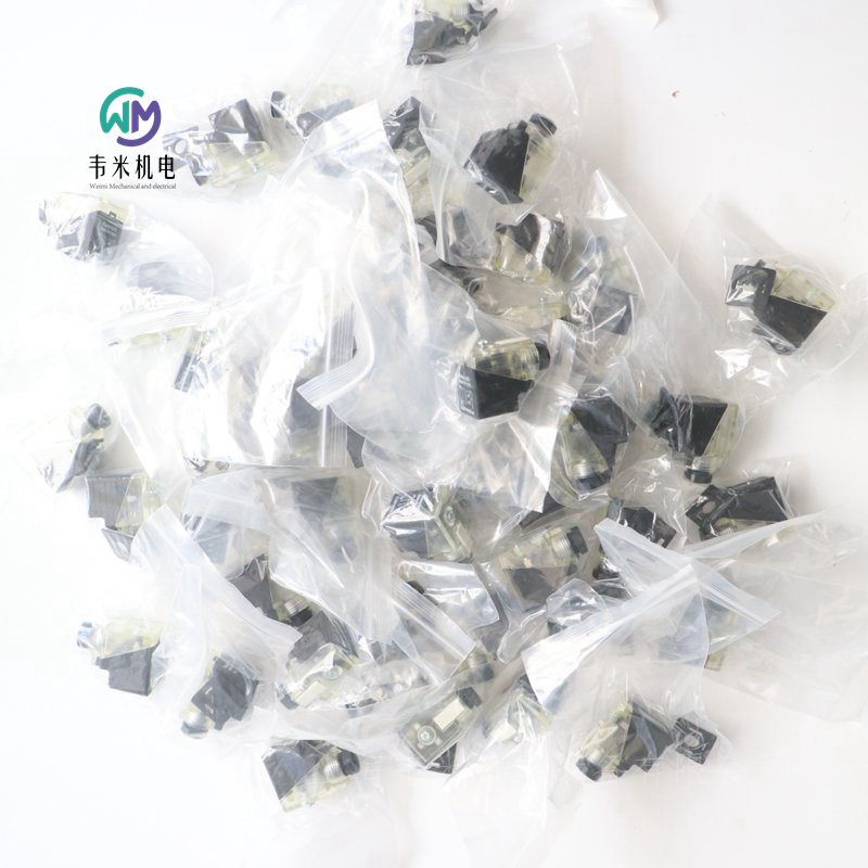 力士乐电磁阀带灯插头R901017022