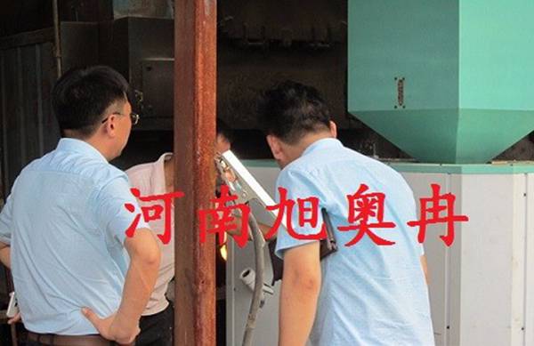 河南新乡全自动生物质颗粒燃烧机/燃烧机配件齐全