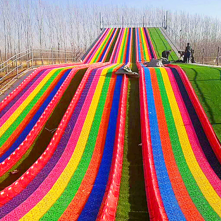 厂家供应彩虹滑梯 七彩滑道 网红游乐设备厂家
