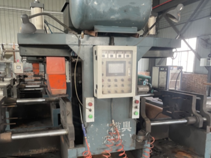 臻钢好环保供应九成新覆膜砂射芯机