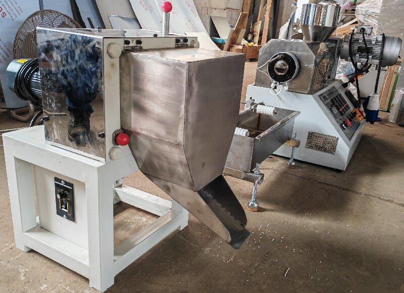 重庆小型挤出实验机