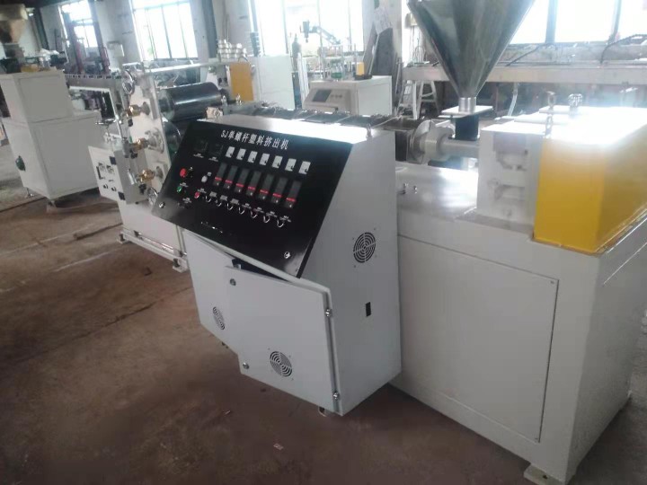 实验室熔喷设备一般多少钱