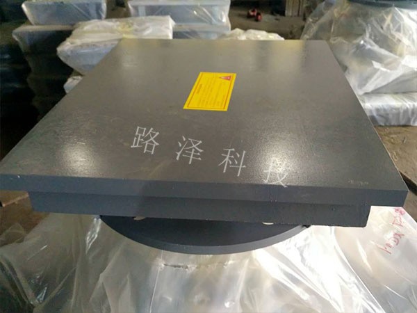 成品弹性钢支座固定支座QZ2000GD