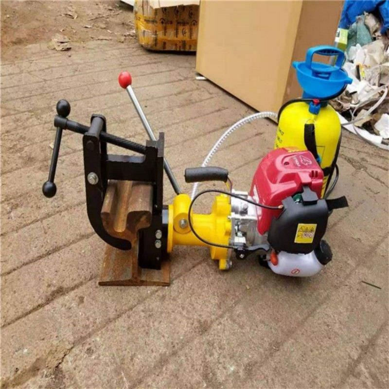 内燃式槽型轨钻孔机