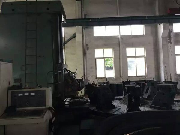 供二手武重5米滚齿机床一台