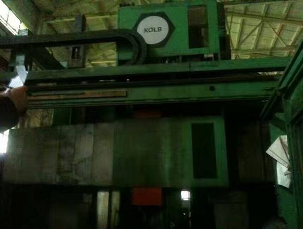 二手俄罗斯1.6-8米重型卧车