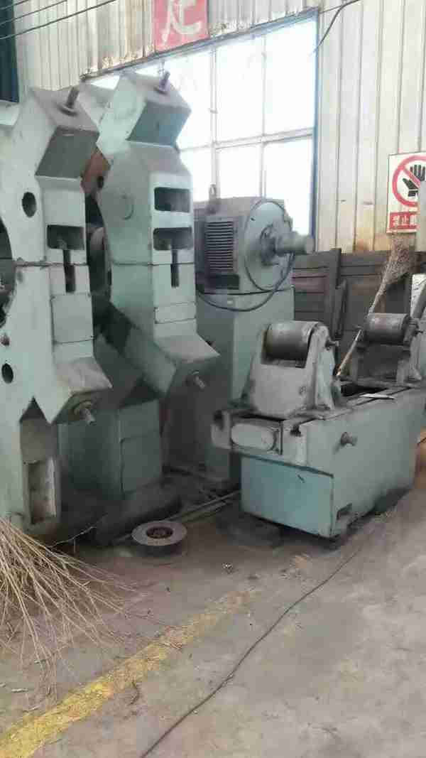 售二手青重2.5-12米卧车