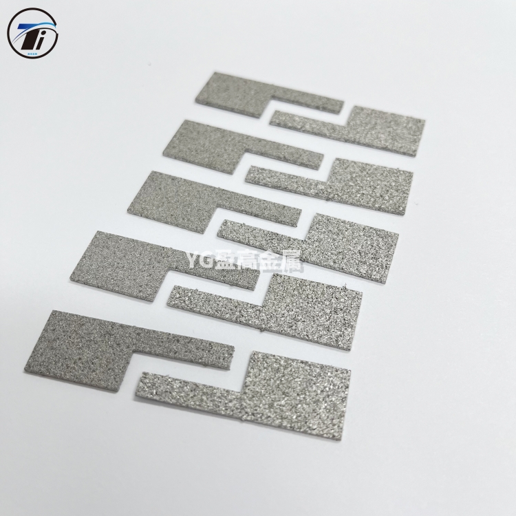 盈高供应1.0㎜厚自带导电柱不锈钢粉末烧结板