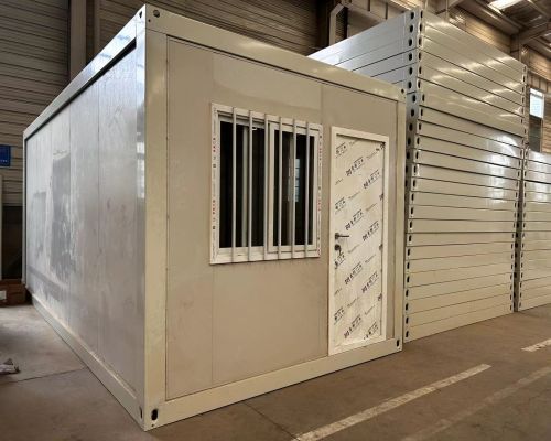 张家口集装箱房 住人活动房 保温隔热 大量现货