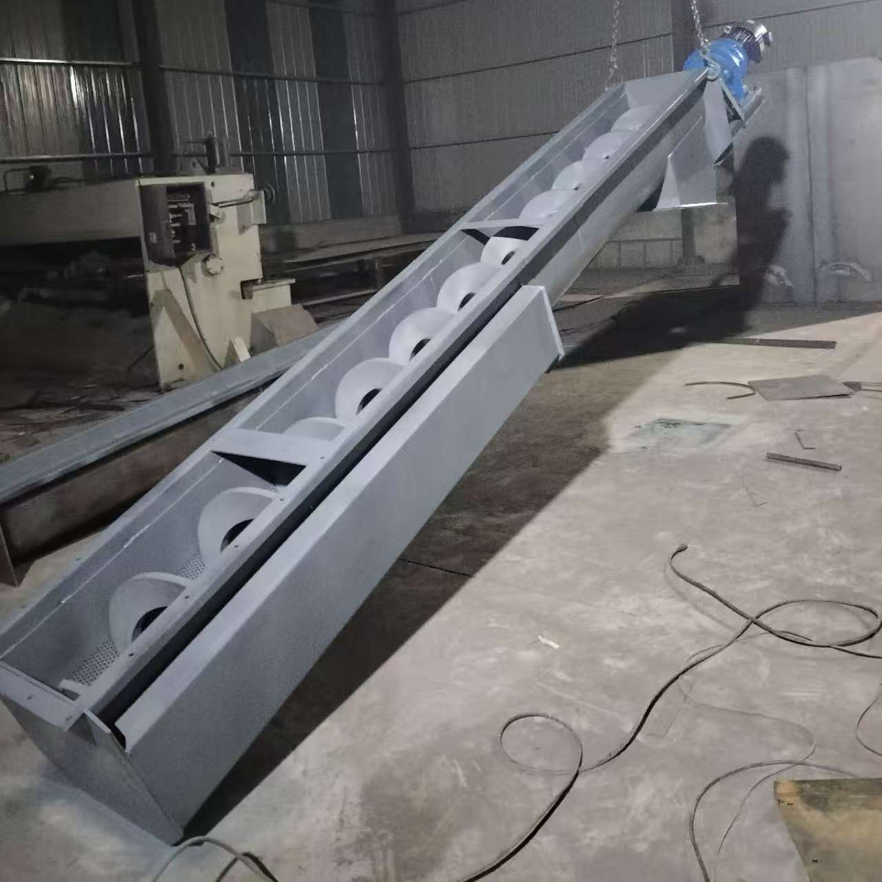 绞龙输送机原理