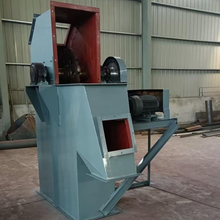 石英砂斗提机的特点