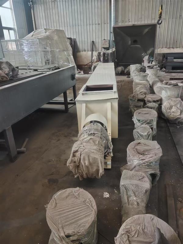 石灰粉加湿搅拌机煤灰卧式加湿器