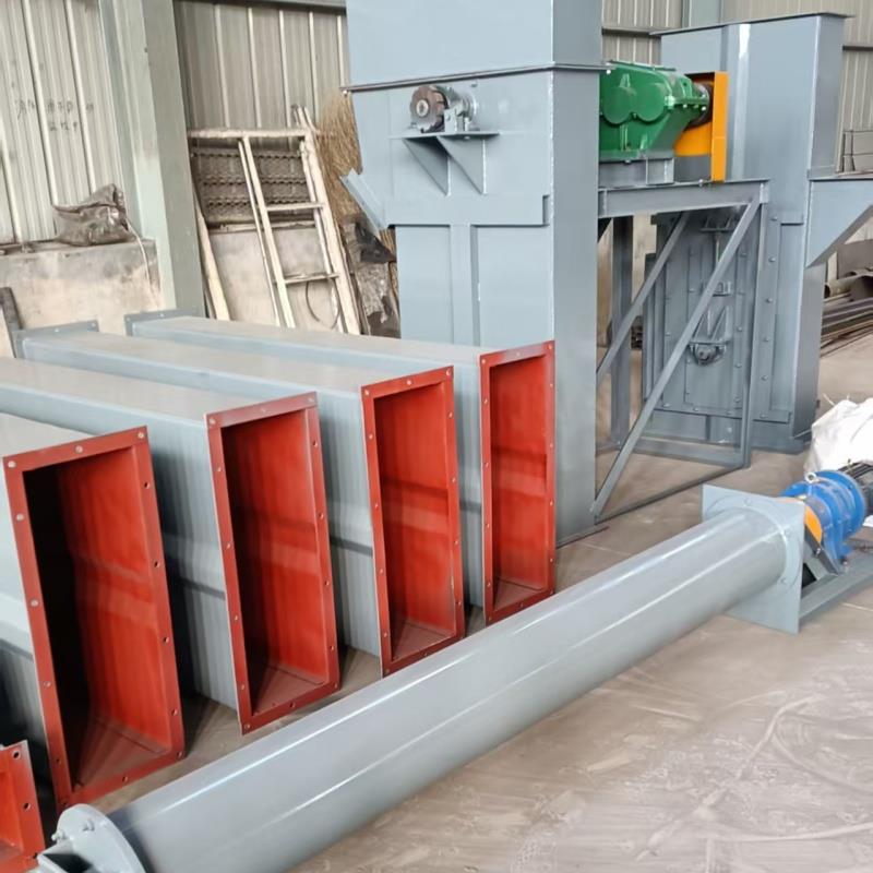 斗式提升机的工作过程是怎样的？