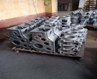 机床铸件  机床床身铸件  大型铸件