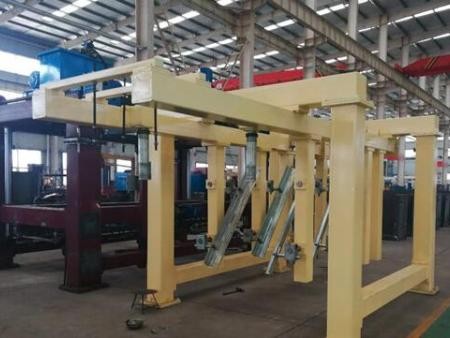 处理二手加气砌块设备，九成新，设备状况良好