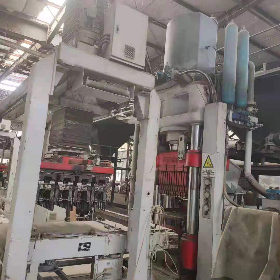 8成新以上    海源HF1100砖机