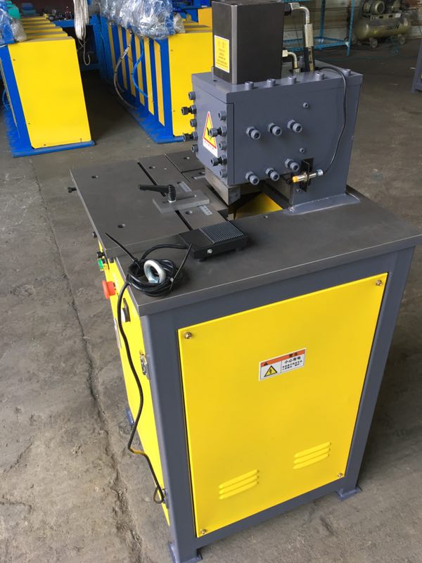 柳州3X120液压剪角机  标牌切角机