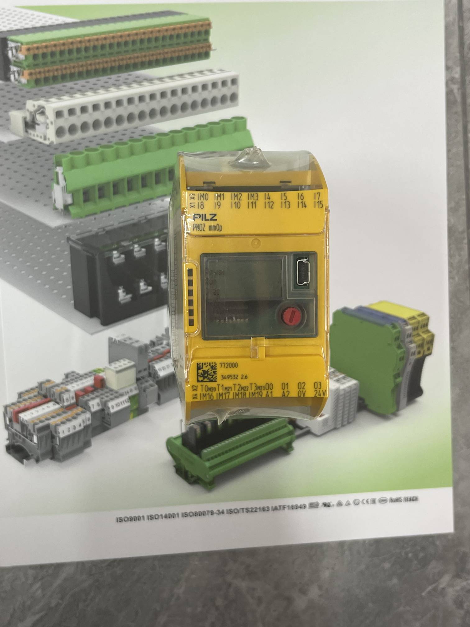 772000皮尔磁 模块 PNOZ mm0p 24VDC