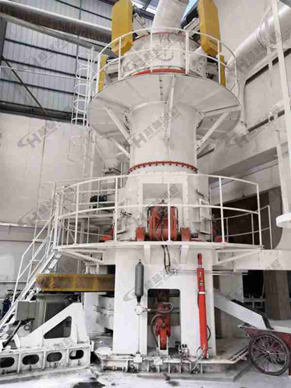 高效粉磨生产线制造商 桂林鸿程HLMX超细立式磨粉机
