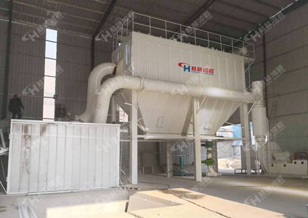 桂林矿山机械超细环辊磨HCH1395超细锂辉石微粉磨盘磨粉机