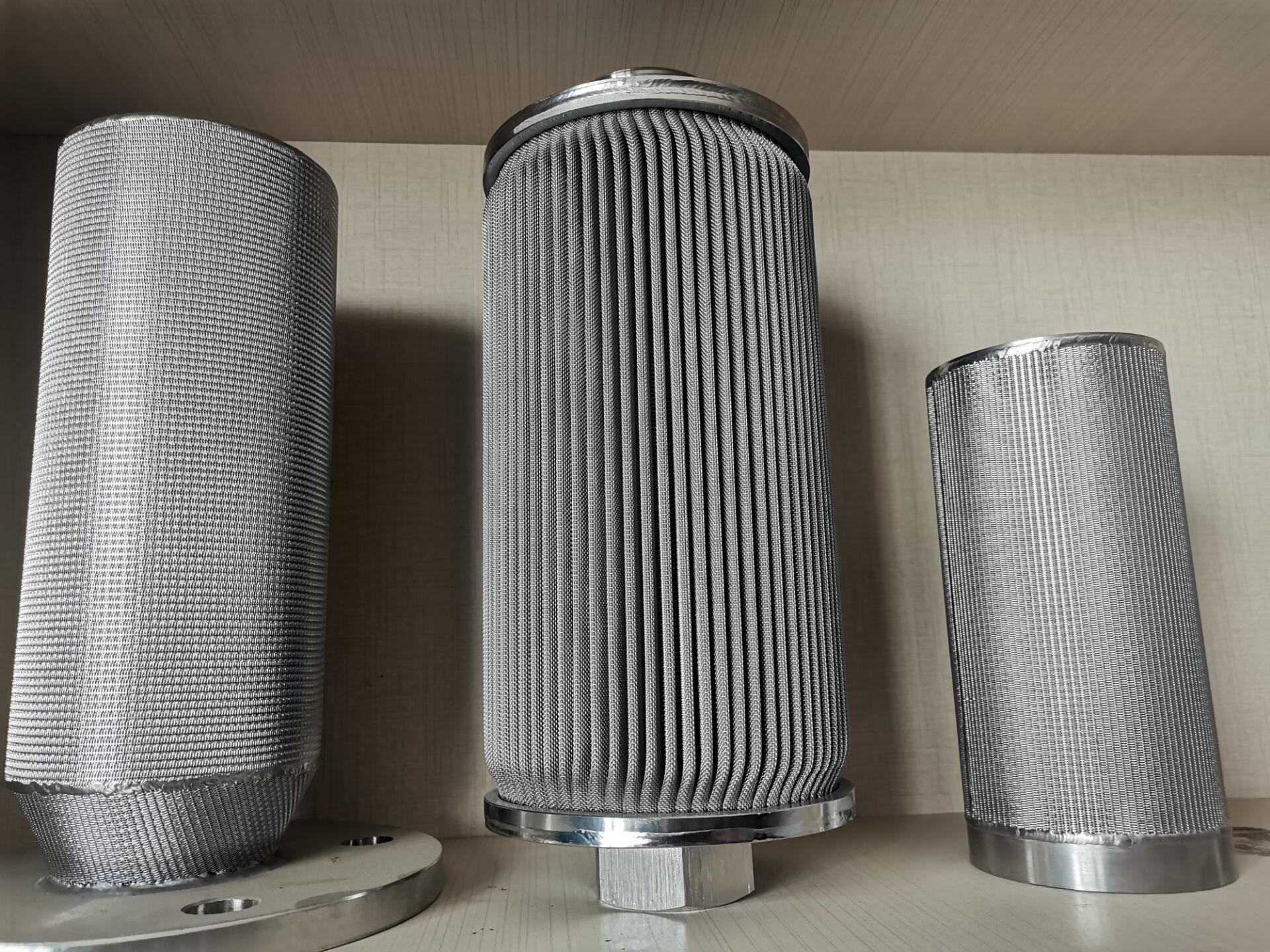 金属烧结滤芯 不锈钢精密气体过滤器滤筒