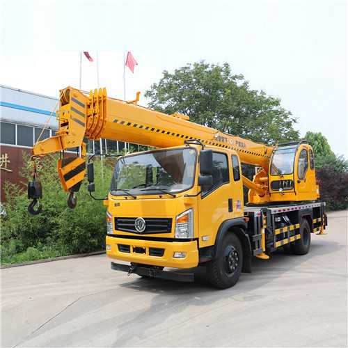 东风底盘12吨吊车