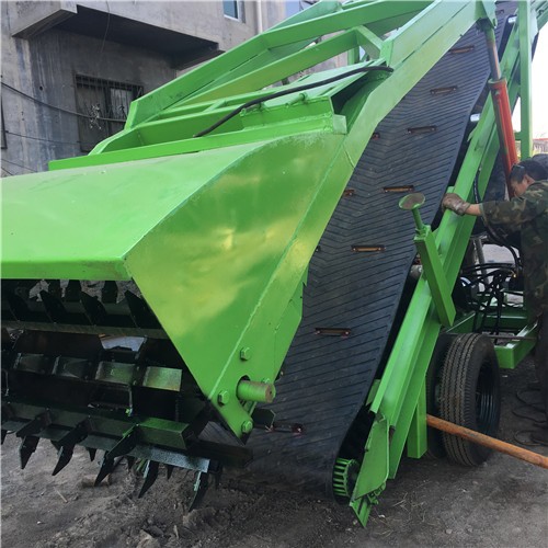 奶牛羊场移动自走式青贮取料机 全自动饲料取草机