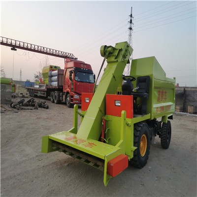 大规模养殖牛棚自走式清粪车  自翻自卸吸粪抽粪车