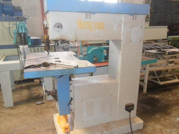 佛山收购二手电脑刨花机|倒闭木工厂闲置设备整厂回收