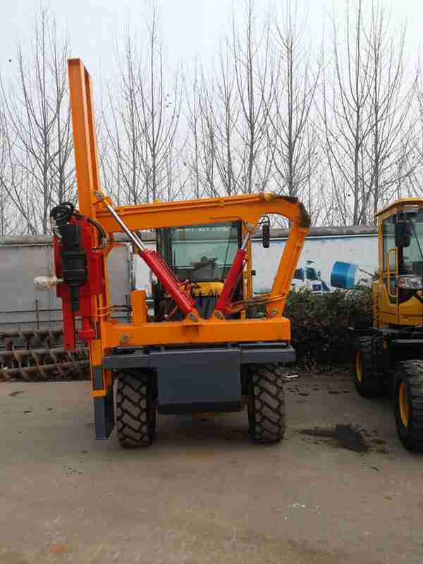 供应履带式光伏打桩机 光伏发电打桩机厂家直销