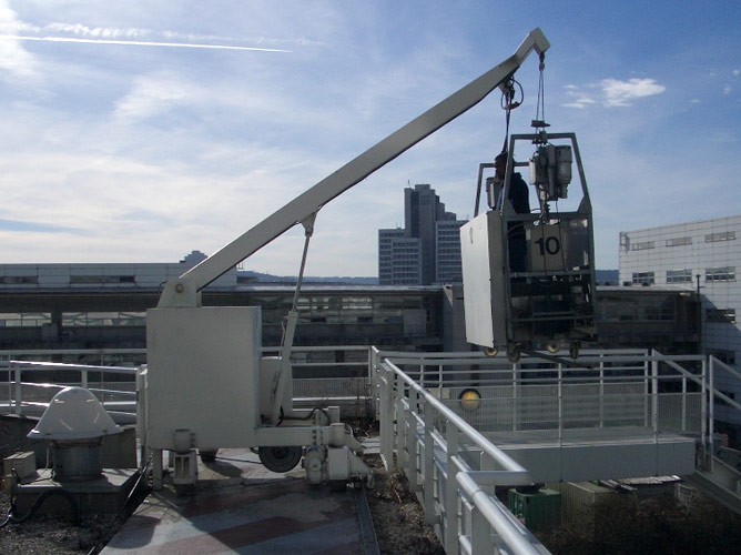 擦窗机检测与擦窗机年检服务