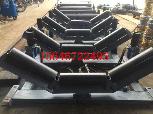 角铝、夹持器等，快速固定裙板