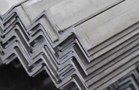 不锈钢角钢厂家如何选择