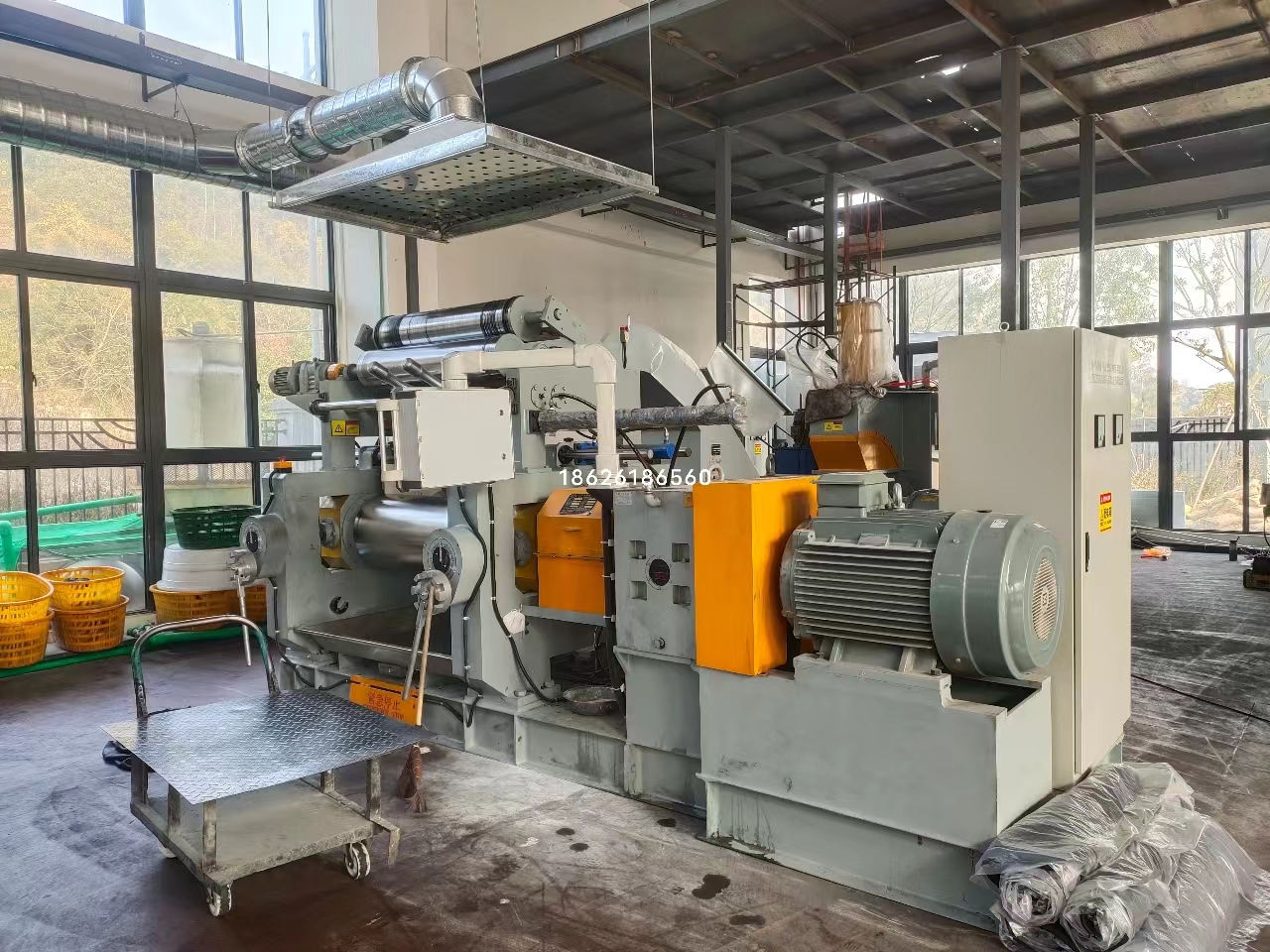 新能源电池板新材料混合设备压片设备密炼机开炼机