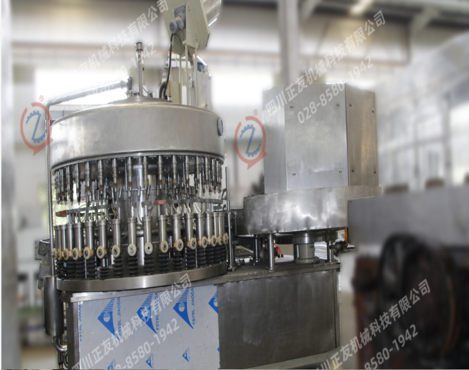 出售台湾科瑞pet灌装机 40头 产能15000 热灌