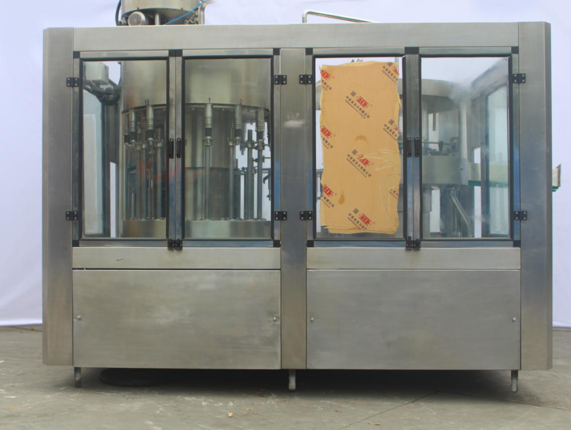 出售国产三合一灌装机/产能4000-6000小时