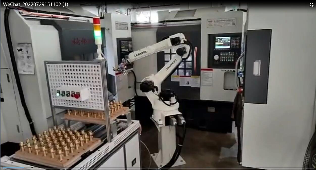 运用工业机器人对机床上下料的自动化设备