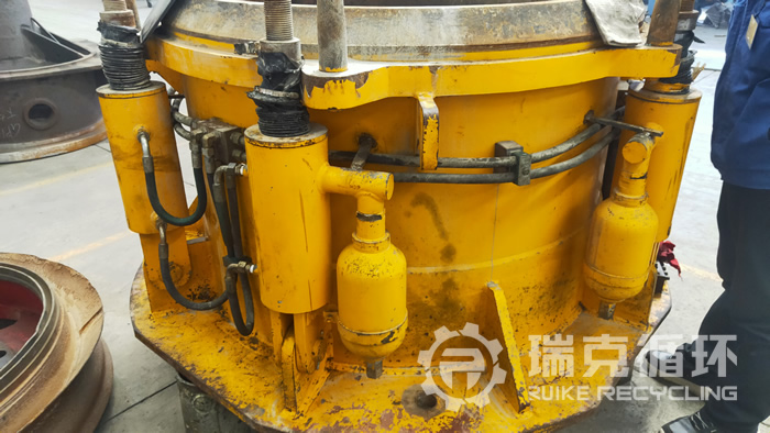 维修杰佛朗TC5圆锥破