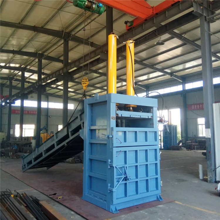 湛江40吨立式废塑料瓶塑料薄膜废纸板液压打包机多少钱