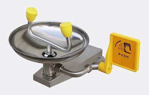 BTG11挂壁式洗眼器