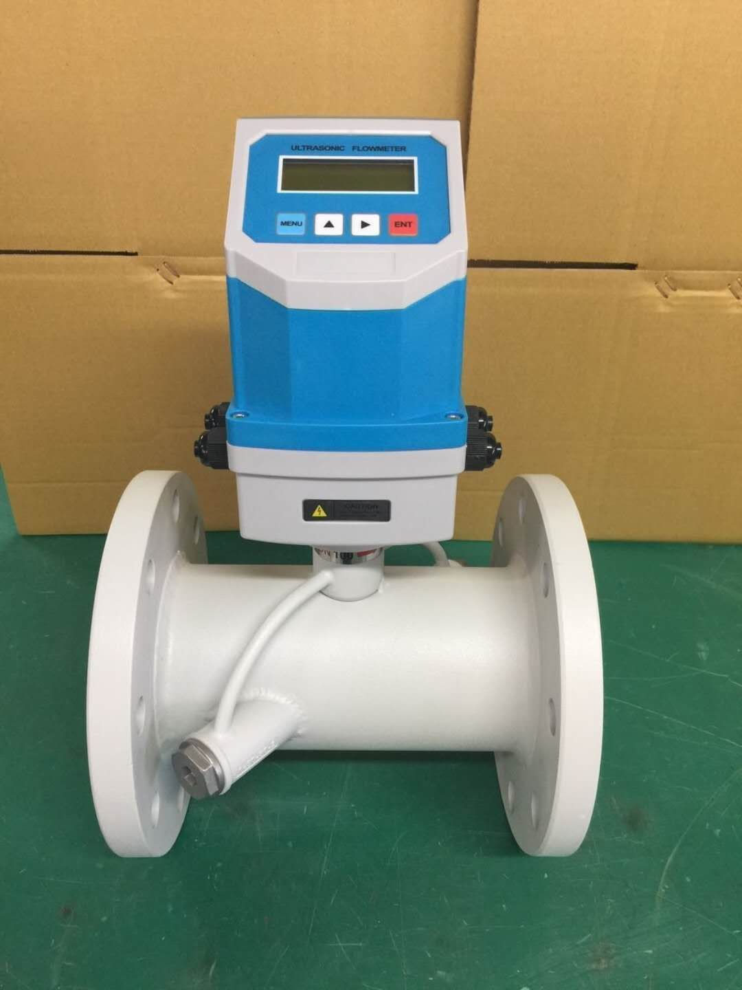 管道式超声波流量计厂家，管段式液体超声波