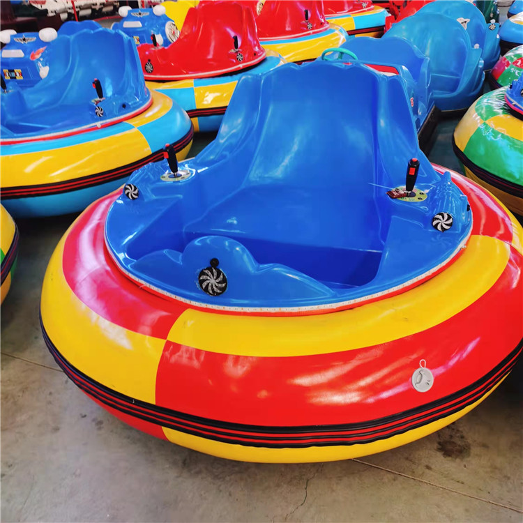 新型游乐设备 商场广场可租赁电动碰碰车 多季节游玩项目冰陆两用