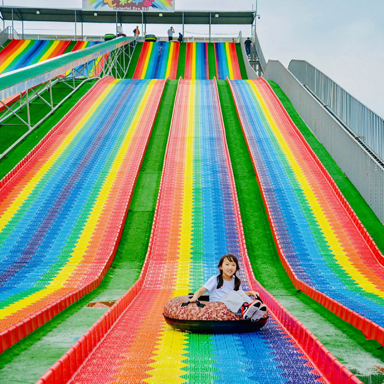 无动力彩虹滑道 景区度假村网红游玩项目 多人旱雪滑道 彩虹滑道生产厂家