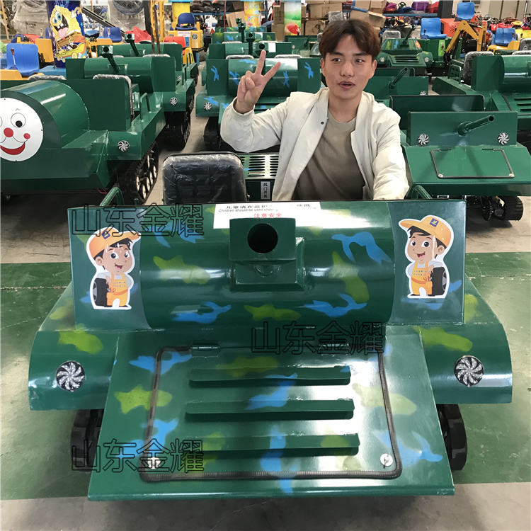 双人仿真坦克车 四季游乐设备 适用人群广 季节限制小 儿童游乐坦克车