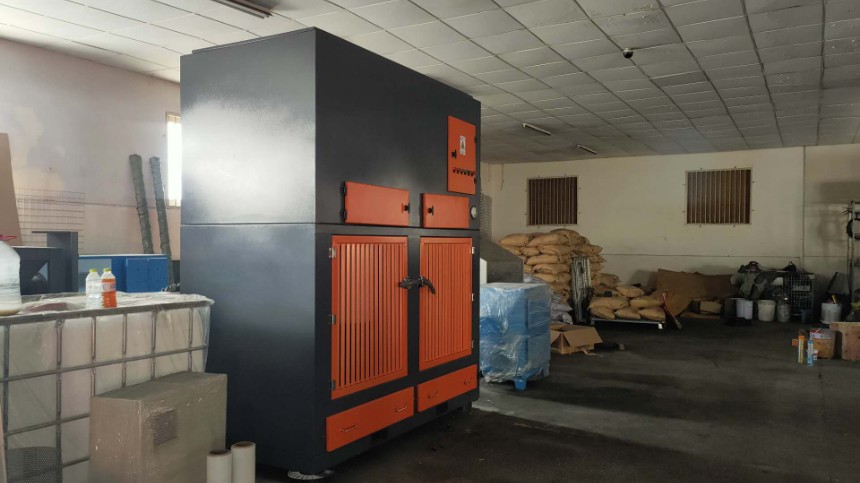 黑龙江齐齐哈尔木材车间干式粉尘打磨柜_量身制定烟尘净化设备方案