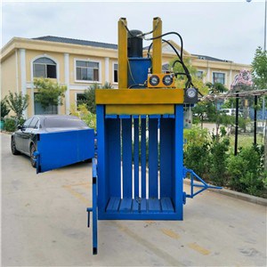 160吨立式自动推包废纸液压打包机作业视频