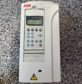 瑞士ABB  ACS800-01-0006-3 P901-变频器