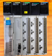 法国施耐德140CPS11420-电源