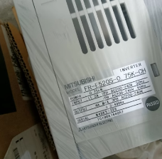 日本三菱FR-E520S-0.4K-CH-变频器